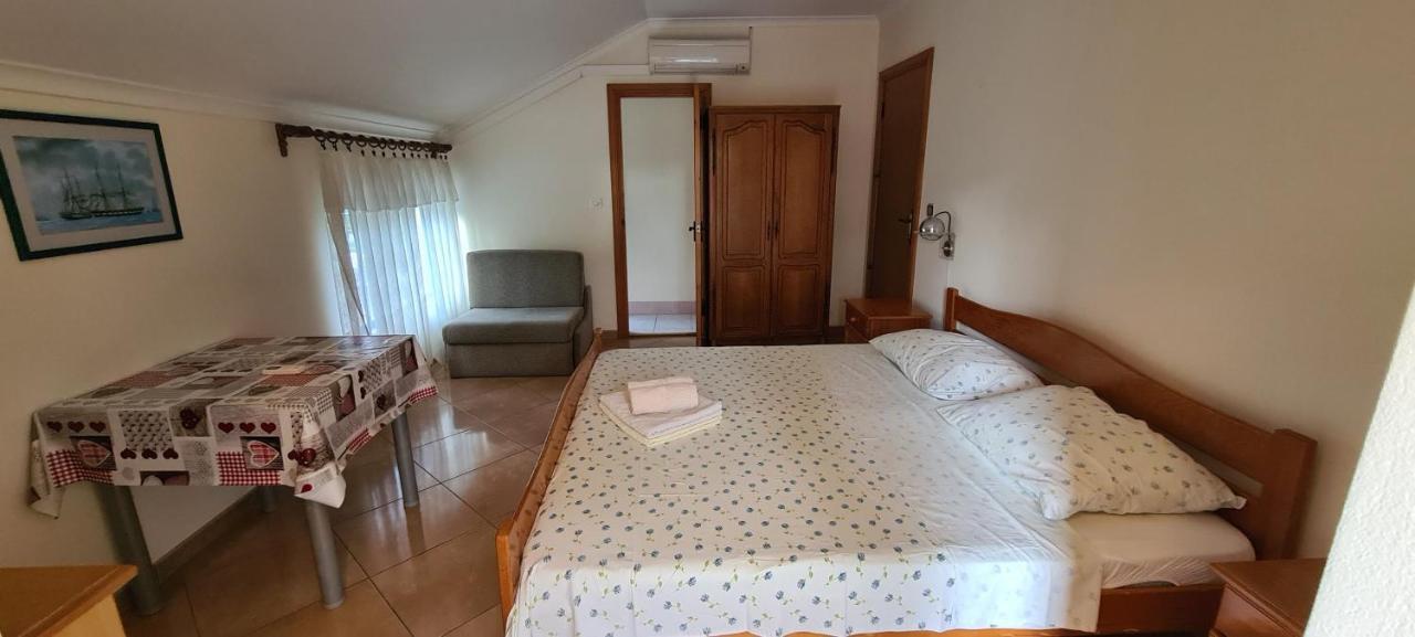 Apartments By The Sea Orebic, Peljesac - 16648 Eksteriør billede